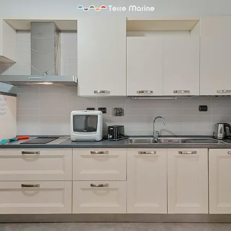 New Murlo, Terre Marine Apartment