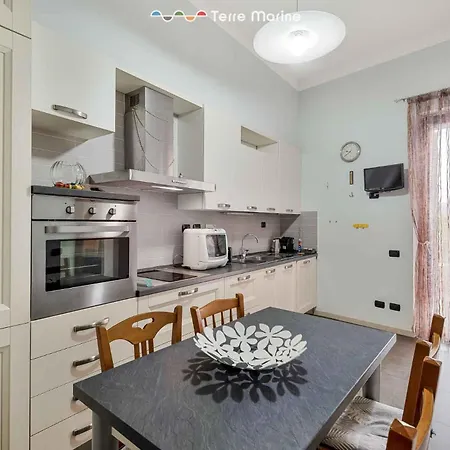 Apartment New Murlo, Terre Marine